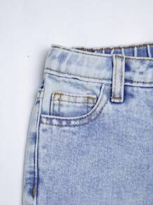 SHEIN 年輕男孩印花設計有趣的印花可愛洗水牛仔褲,休閒時尚 - 淺色水洗藍 - 查看 4