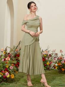 Modelyn Ladies' Solid Color Asymmetric Neckline Pleated Dress - Green - View 5