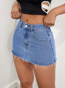 SHEIN EZwear 牛仔短裙,帶有毛邊裝飾