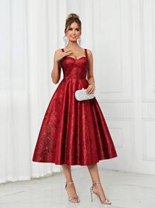 SHEIN Belle Elegante y romántico vestido de satén de jacquard rojo con taza de pecho, estilo de espiga apretado en la espalda, cordones, línea A para fiesta, tiempo de banquete, graduación, cóctel nocturno, vestido de graduación, vestido semiformal, vestido de invitado de boda - Rojo - Ver 3