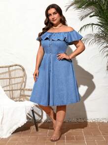 SHEIN VCAY Vestido De Verano De Mezclilla De Talla Grande Con Dobladillo Con Volantes, Escote Descubierto Y Detalle Del Festival De Música Country - Lavado ligero - Ver 3