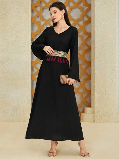 Al Najma V領長袖流蘇裝飾刺繡花藝軟襯裙