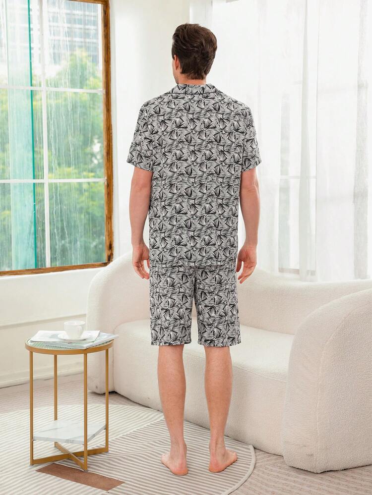 Men's Printed Short Sleeve Shirt And Shorts Homewear Set With Single-Breasted Closure