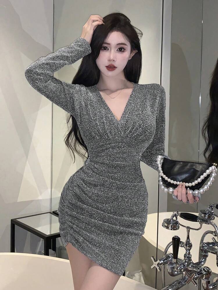 Solid Color V-Neck Pleated Hip Package Long Sleeve Dress, Birthday ,New Year Eve Prom Dress Party Women,Fall Clothes Homecoming Dresses Sexy Dress Elegant Women Dresses Carnival