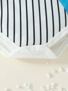 SHEIN 2入組可愛的鯉魚造型短袖連體衣和袋狀服裝,適合男嬰 - 彩色 - 查看 4
