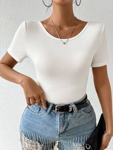 Allurite Chuỗi Trang trí Áo phông Crop Với Mở Lưng - trắng - Xem 4