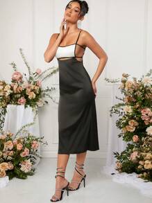 L'Amorae Colorblock Cut Out Lace Up Dress - Black and White - View 3