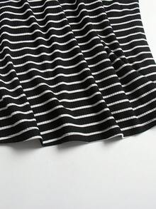 SHEIN LUNE 大码细肩带条纹吊带背心 - 黑與白 - 查看 7