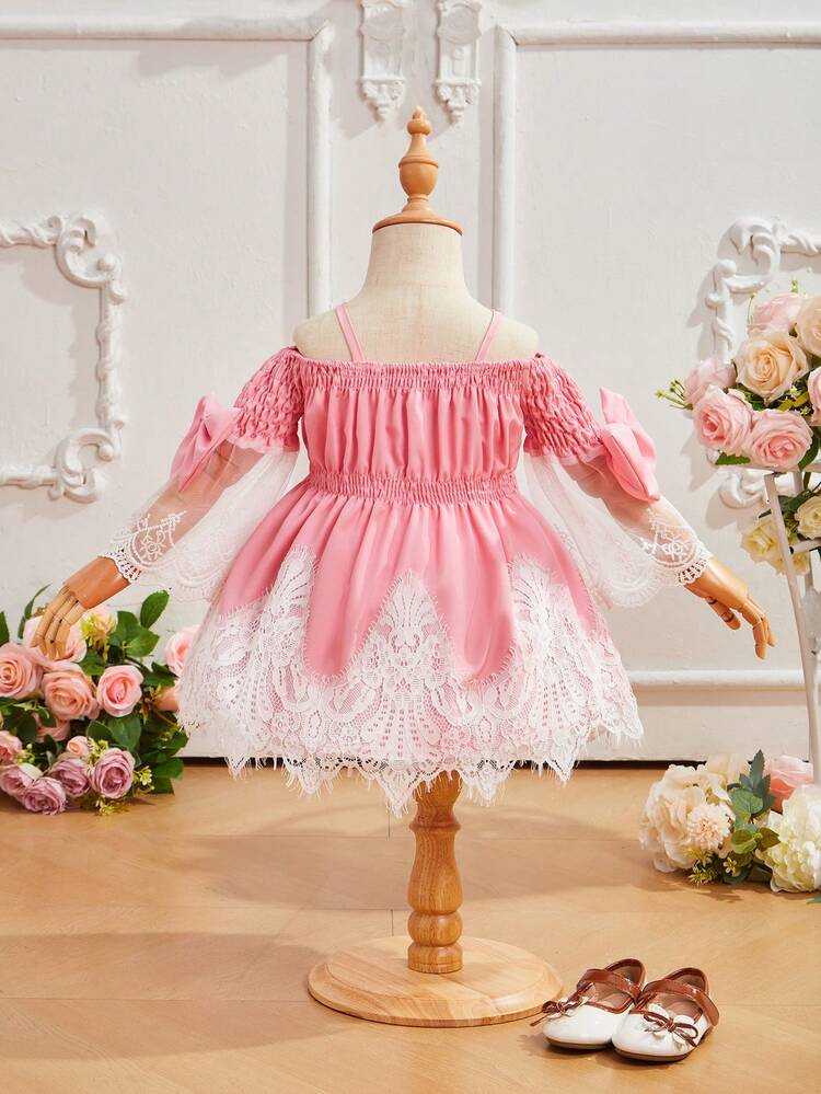 Baby Girl Elegant Palace Style Lace Patchwork Dress With Bow Knot Suitable For Parties