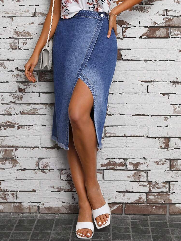 Frayed Hem Split Denim Mini Skirt