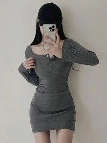 DAZY Robe Moulante À Col Carré Et Manches Longues Pour Femme