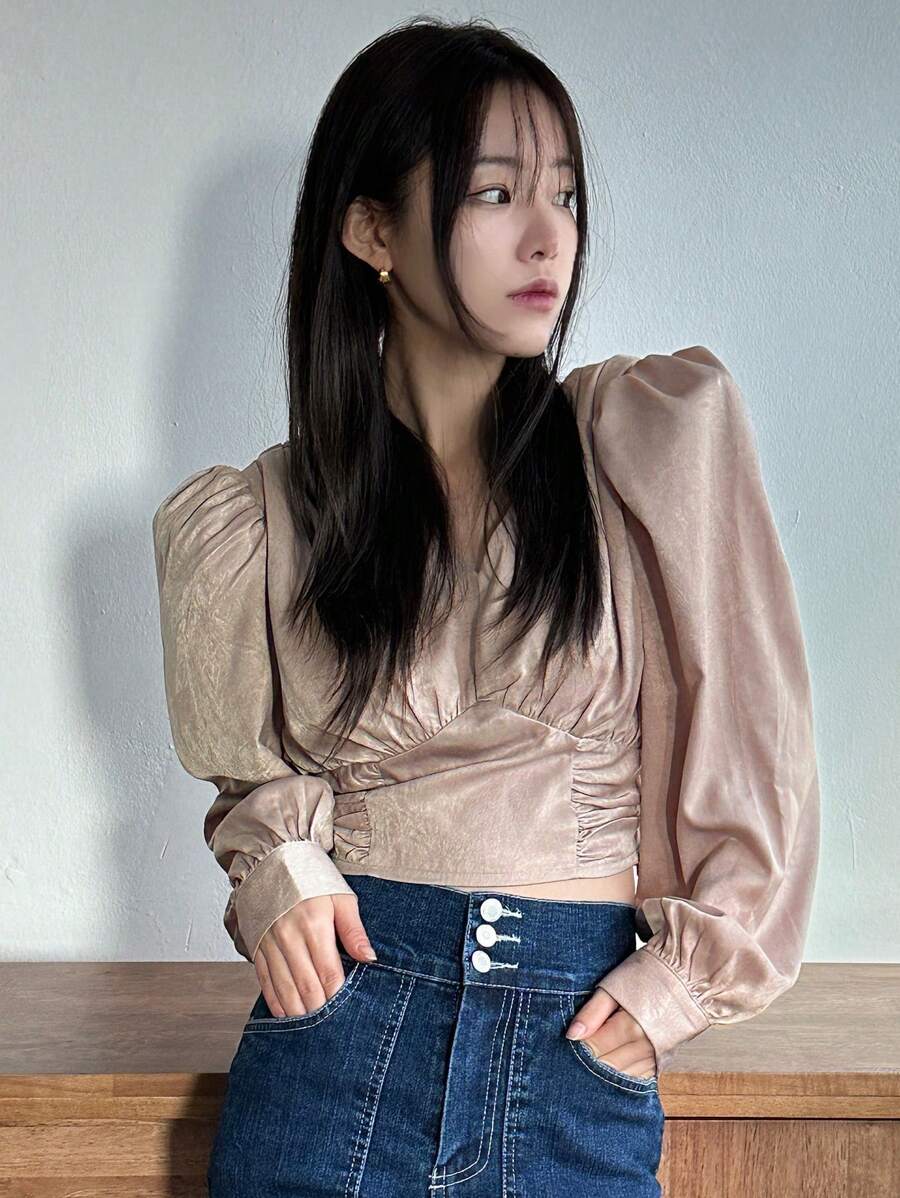 DAZY Women's Cropped Shirt With Ruched Puff Sleeves,Fall Clothes Long Sleeve Top - Apricot - View 1