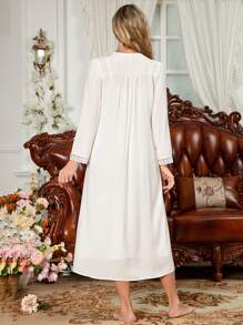Women's Lace Trimmed Cami Nightgown And Robe Set, Sleepwear - White - View 2