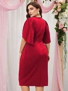 CurvySweet Vestido con abertura en la espalda y panel de encaje con manga de pétalo y escote en forma de cerradura - Rojo - Ver 2