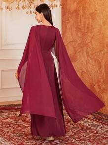 Modelyn 勃艮第红色女士纯色圆领斗篷袖连衣裙，带水晶装饰，阿拉伯风格 - 酒紅色 - 查看 2