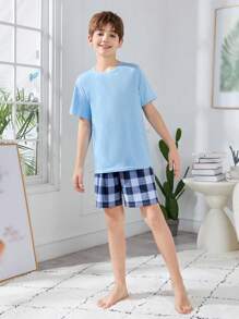 SHEIN 4入組青少年男孩休閒純色圓領t恤和格紋短褲家居套裝
