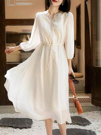 Vestido entallado en la cintura con línea A