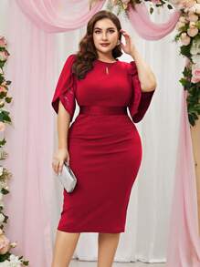 CurvySweet Vestido con abertura en la espalda y panel de encaje con manga de pétalo y escote en forma de cerradura - Rojo - Ver 1