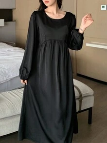 DAZY 蕾絲拼接女性睡衣連衣裙,敞開背部、褶邊和泡泡袖 - 黑色 - 查看 4