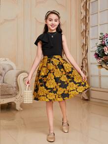 SHEIN Conjunto de blusa con ribete de volantes y falda acampanada de jacquard floral para niña preadolescente