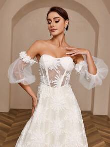 SHEIN Belle Robe De Mariée Avec Longue Traîne, Tissu Floral À Fleurs 3d, Dos Nu Et Attache Arrière