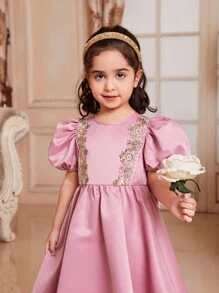 SHEIN Süßes Kleid mit Puffärmeln, rundem Ausschnitt und Schleifen am Rücken für Kleine Mädchen