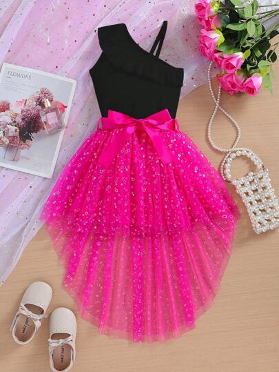 SHEIN Glamorique Kids Young Girl Ruffled Shoulder Sleeveless Spaghetti Strap Top Asymmetrical Mesh Sequin Tutu Skirt Princess Skirt Two-Piece Set