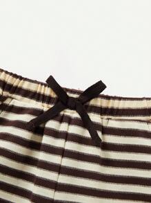 Cozy Pixies 嬰兒男孩條紋圓領短袖上衣和休閒短褲2件套裝 - 咖啡棕 - 查看 7