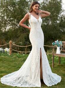 Elegant Romantic Long Lace Semi-Sheer Mermaid Wedding Dress With Spaghetti Straps Backless Design And Contrast Mesh Details