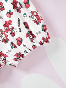 HELLO KITTY AND FRIENDS | SHEIN 嬰兒女孩卡通圖形荷葉邊裝飾蝴蝶結前開叉連體衣 - 珊瑚粉 - 查看 3