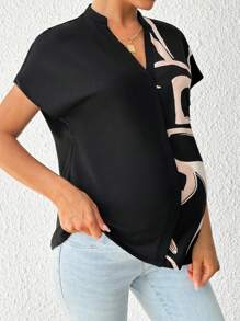 SHEIN Maternity Shirt With Printed Pattern And Notched Collar - Black and White - View 4