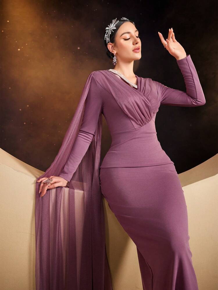 Ladies' Slim Fit Arabian Dress With Pleated And Mesh Contrast