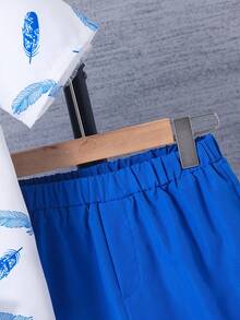 Set Di Maglietta Con Stampa Di Piume E Shorts A Tinta Unita Per Ragazzi Adolescenti - Blu reale - Visualizzare 3