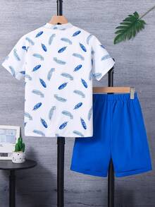 Set Di Maglietta Con Stampa Di Piume E Shorts A Tinta Unita Per Ragazzi Adolescenti - Blu reale - Visualizzare 2