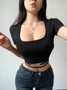 DAZY 修身短袖T恤，钻石扣和镂空设计，夏季，短款上衣，女士