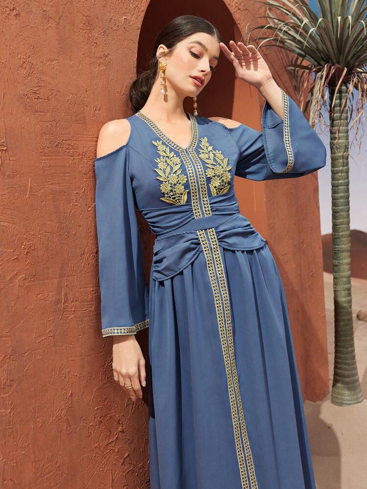 Women's Cold-Shoulder Arabic Traditional Long Dress With Tape Detailing, Elegant Maxi Jalabiya