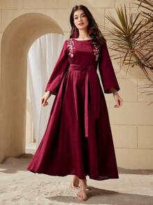 Al Najma Của phụ nữ Định vị Thêu hoa Tay áo kèn  Đầm - Đỏ - Xem 2