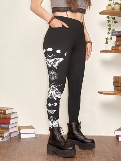 Hippie Plus Size Women's Moth Patterned Tights With Sun, Moon, And Stars Printing