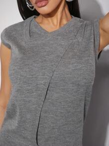 Hauture Asymmetric Wrap Sleeveless Knit Top - Grey - View 3