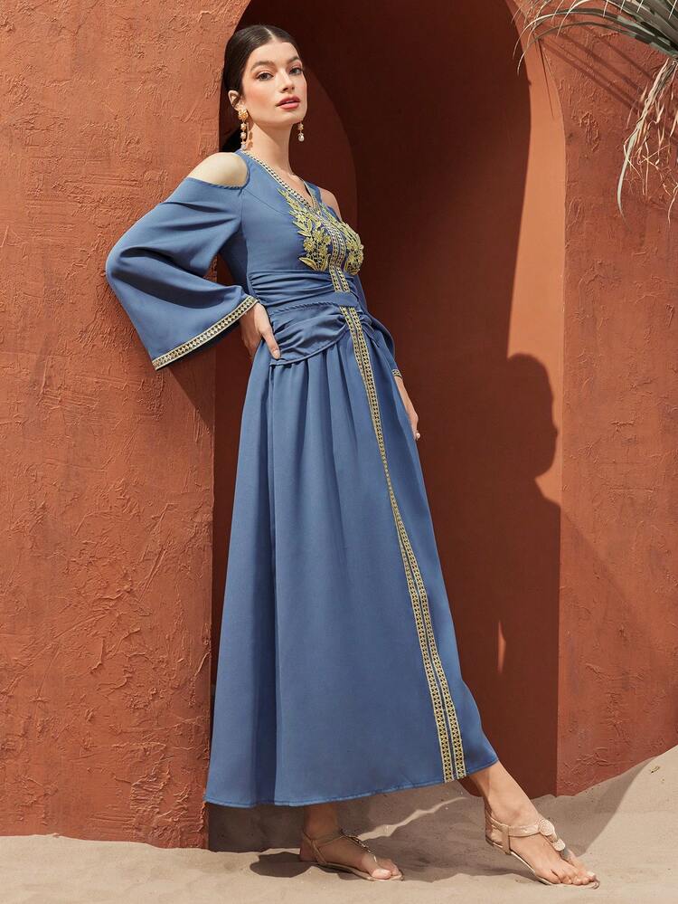 Women's Cold-Shoulder Arabic Traditional Long Dress With Tape Detailing, Elegant Maxi Jalabiya