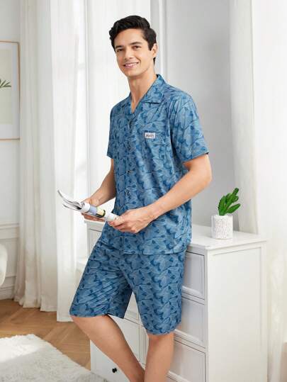 Men's Geometric Print Lapel Collar Short Sleeve And Shorts Homewear Set