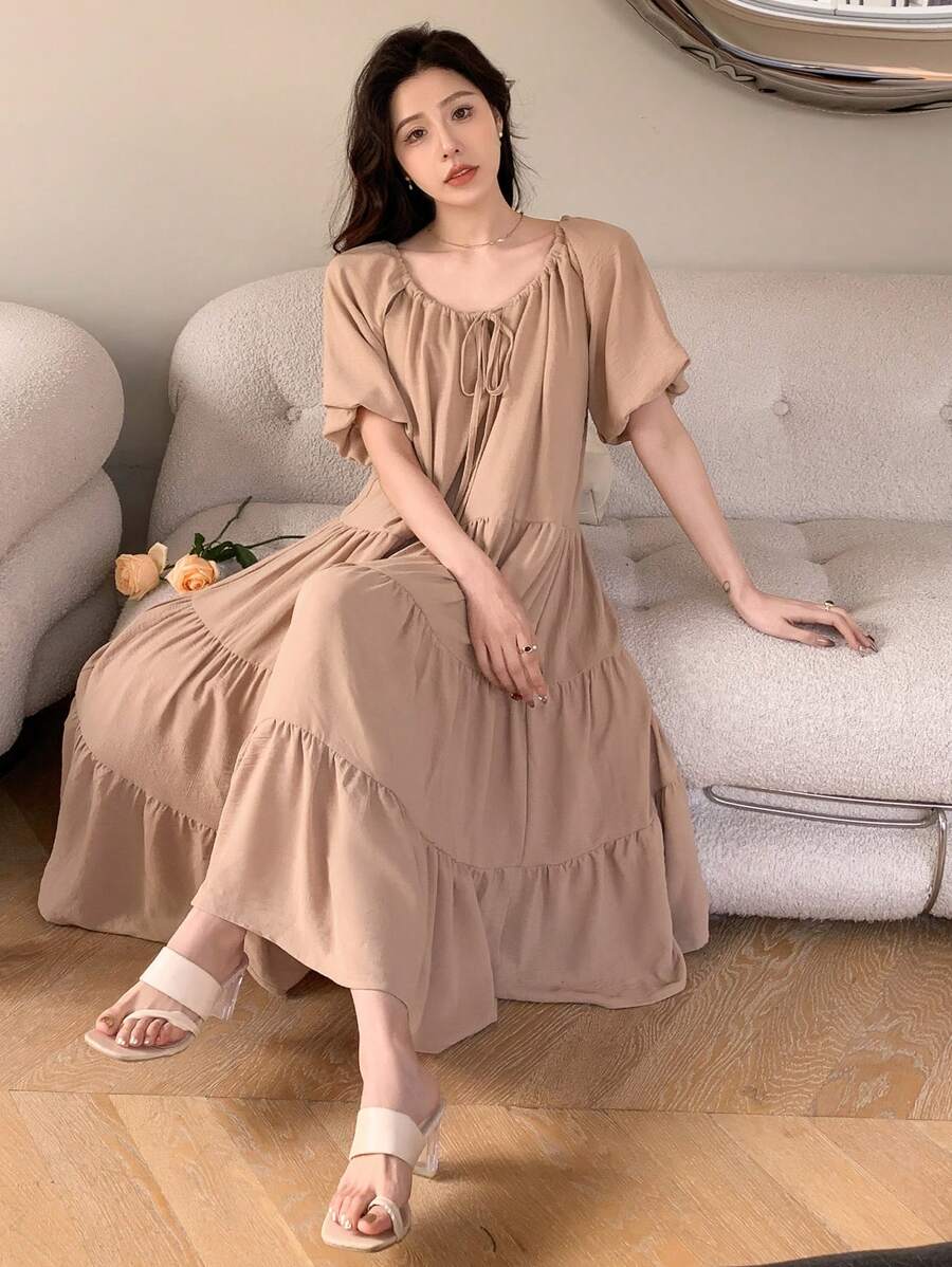 DAZY Women's Short Puff Sleeve A-Line Dress With Round Neck And Belt Design Sundress