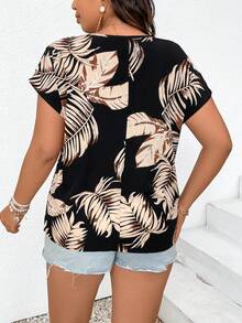 SHEIN Frenchy Kích thước lớn In thực vật Cổ chữ V Áo sơ mi - Nhiều màu - Xem 2