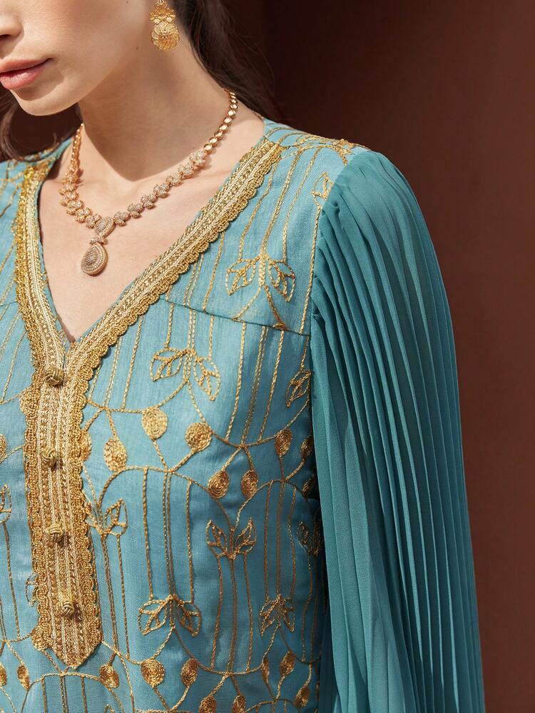 Women's Embroidery Patchwork Pleated Cape Sleeve Kaftan Dress