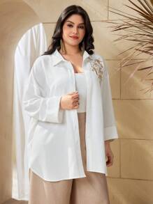 Mulvari 大尺碼女士植物刺繡垂墜肩襯衫 - 白色 - 查看 6