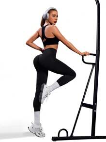 Easithlete Women's Seamless Athletic Leggings Yoga Pants - Black - View 3