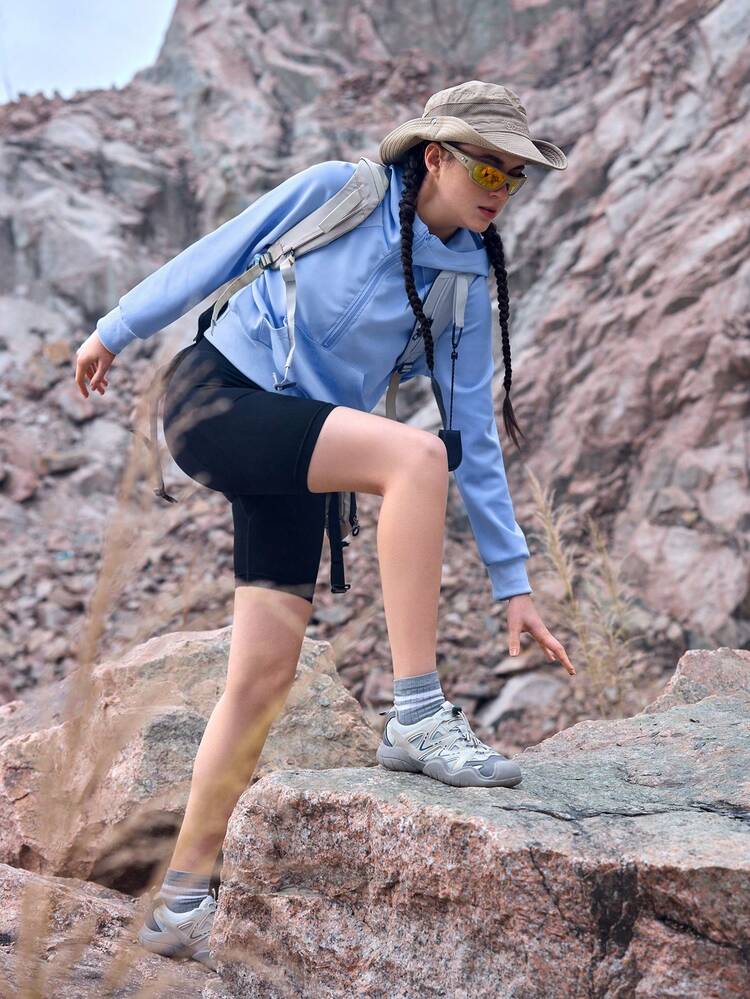 Women's Solid Color Zipper Front Hooded Outdoor Jacket