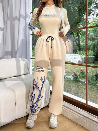 SHEIN Unity Butterfly And Lightning Printed Tight-Fitting Long Sleeve T-Shirt And Sweatpants Set, Ladies Spring/Fall Casual Drawstring, Pocket Long Sleeve Slim Fit Apricot Regular Sleeve Tee Pants Women Two-Piece Outfits, Casual Daily Wear