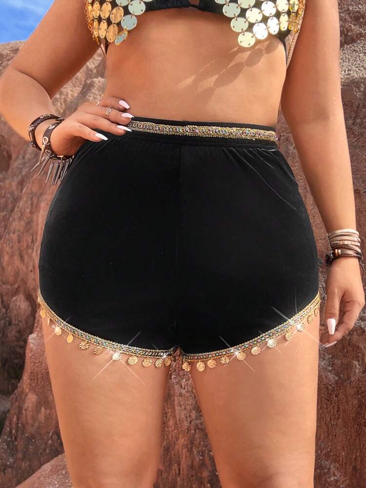 Plus Size Shiny Sequin Trim Woven Belt Shorts