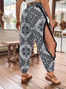 Breezaya Plus Size Vintage Floral Pattern Hollow Out Jogger Pants - Black - View 2